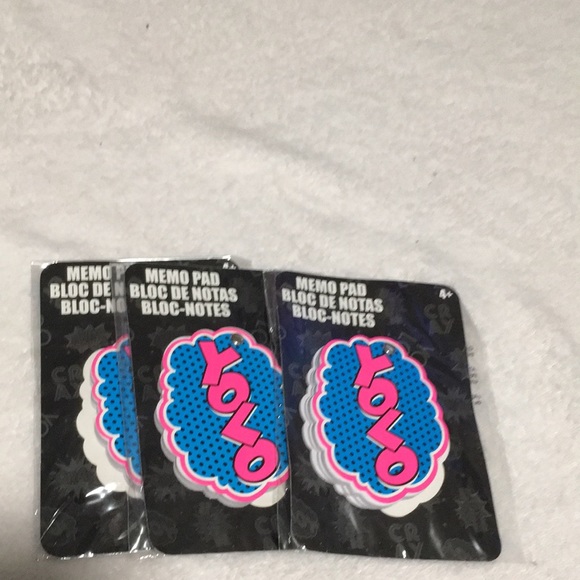 Lot of fifteen individually wrapped packages of note pads. Swag Cray H8er Yolo - Picture 5 of 5